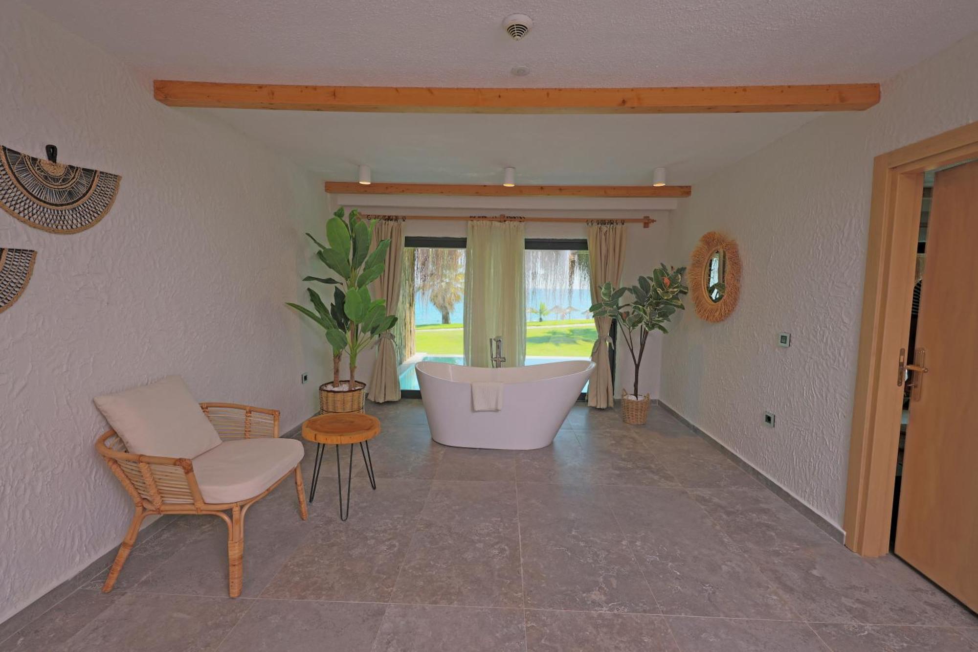 Flora Garden Beach Hotel - Adults Only 16 Plus - Couples Concept Kızılot エクステリア 写真