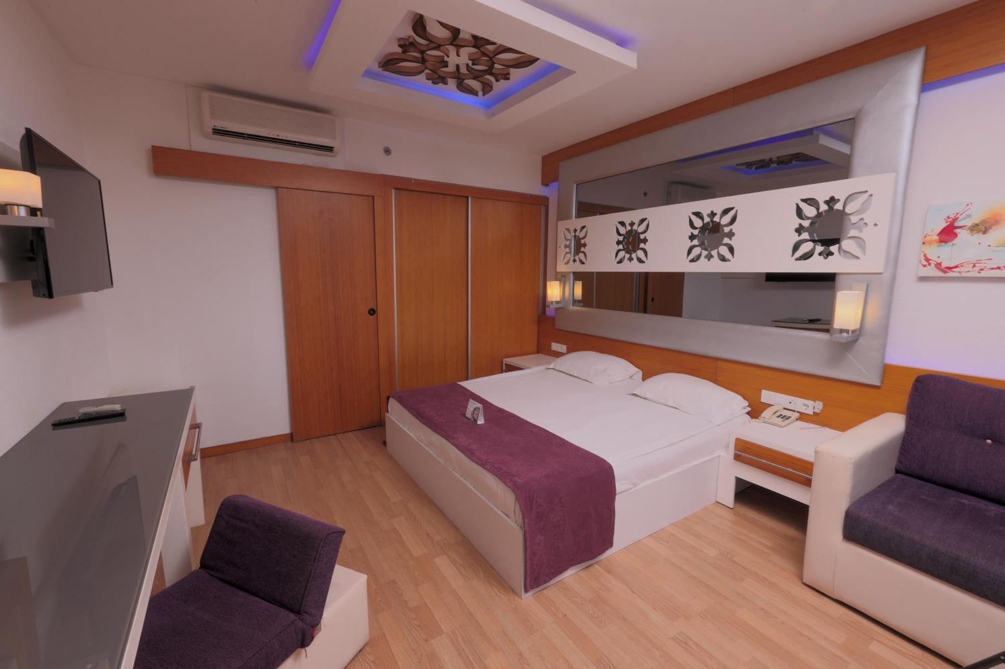 Flora Garden Beach Hotel - Adults Only 16 Plus - Couples Concept Kızılot エクステリア 写真